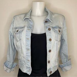 Forever21 Jean Jacket Light Wash Denim Women’s Size S